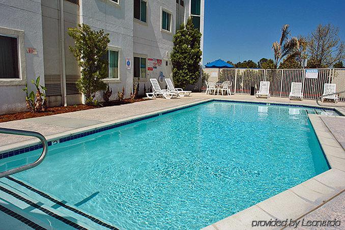 6-gilroy, Ca Hotel